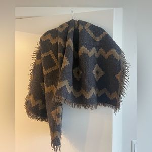 Aritzia mosaic blanket scarf